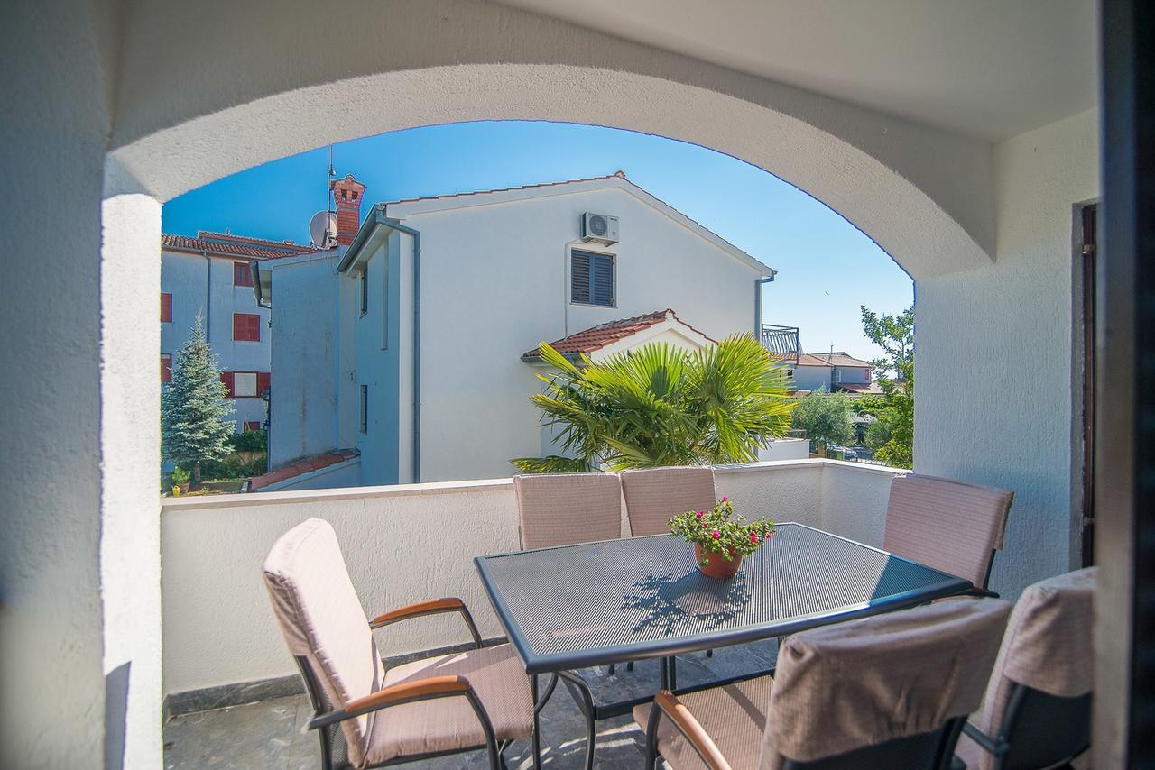 Apartments Dino Пореч Экстерьер фото