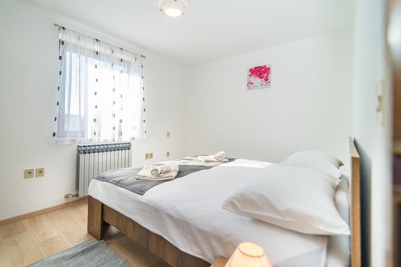 Apartments Dino Пореч Экстерьер фото