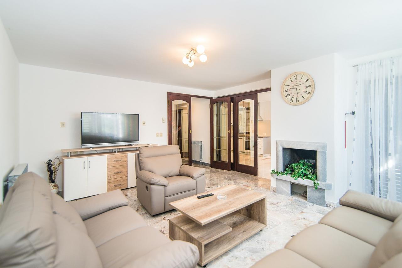 Apartments Dino Пореч Экстерьер фото