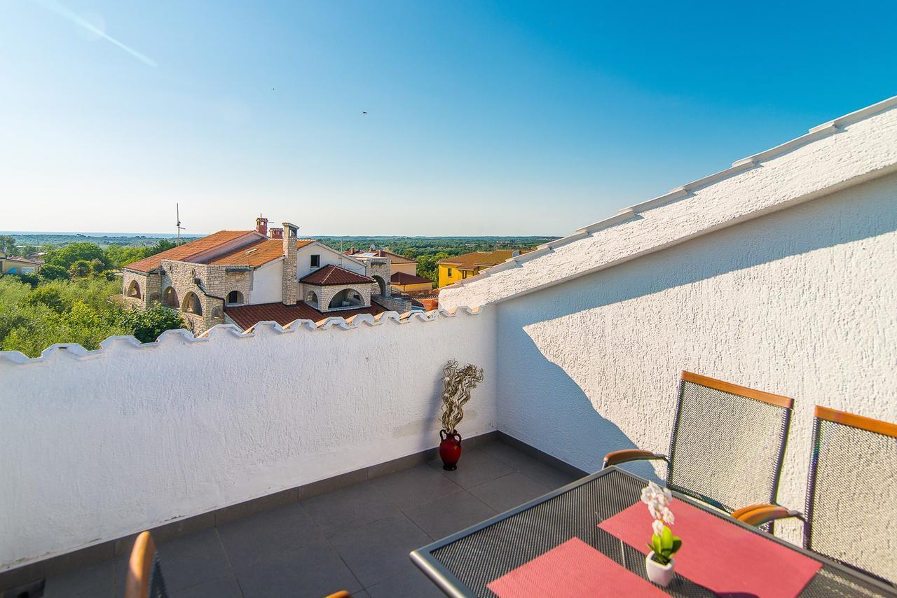 Apartments Dino Пореч Экстерьер фото