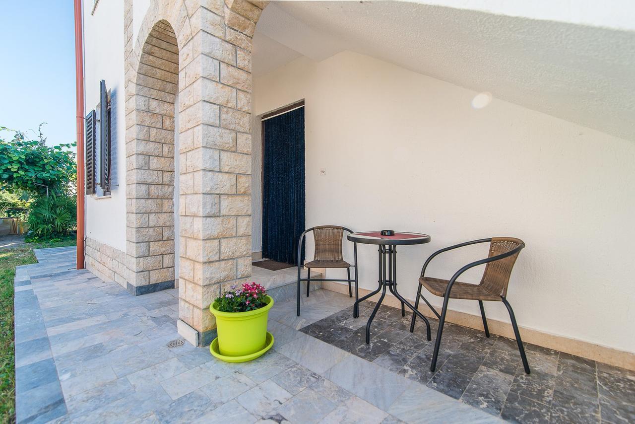 Apartments Dino Пореч Экстерьер фото